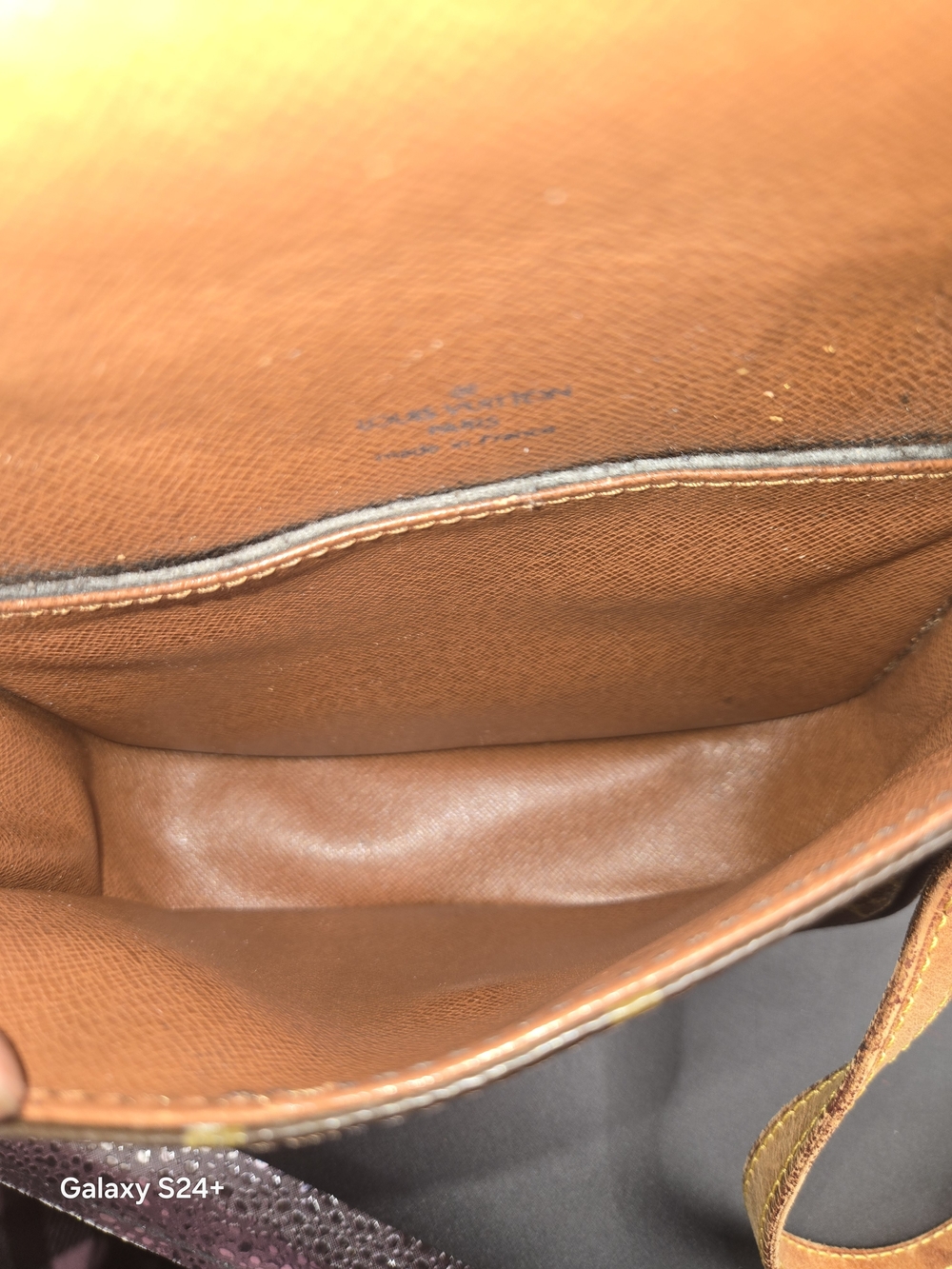 Authentic Louis Vuitton Saint Cloud PM Monogram Crossbody Bag | Vintage Made in - Picture 6 of 10